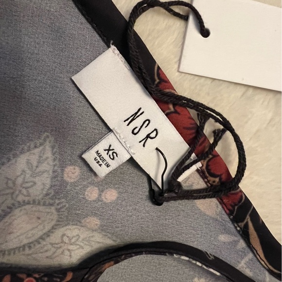 NSR Floral Cold Shoulder Boho Romantic Long Sleeve Top Size XS - Picture 7 of 7